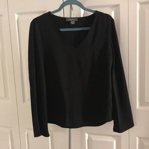 Bell sleeve blouse